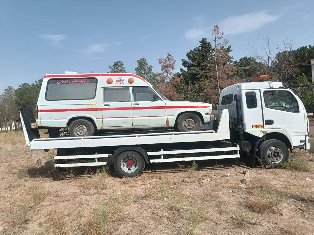 خدمات امداد خودرو اراک